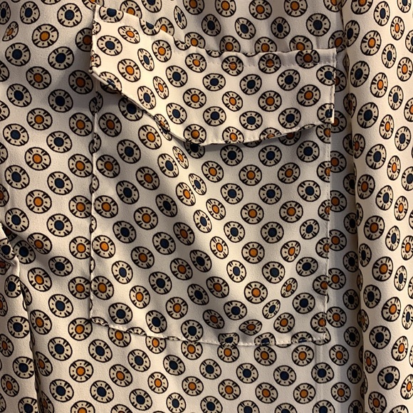 Ann Taylor blouse size small - Picture 4 of 6